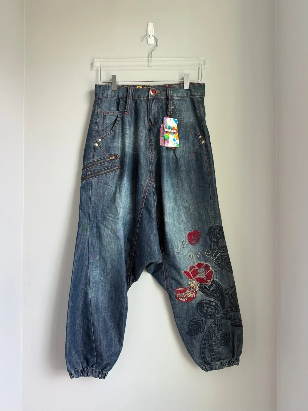 Desigual Harem Jeans Y2K Embroidered Love Floral Baggy Size 28 Medium Wash New - Picture 1 of 9